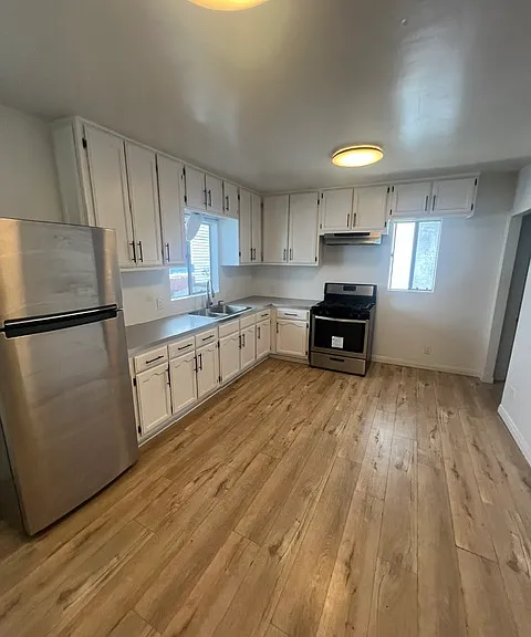1449 W 35th Pl #1449 — Photo 12
