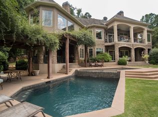 213 Horse Head Point Dr, Seneca, SC 29672