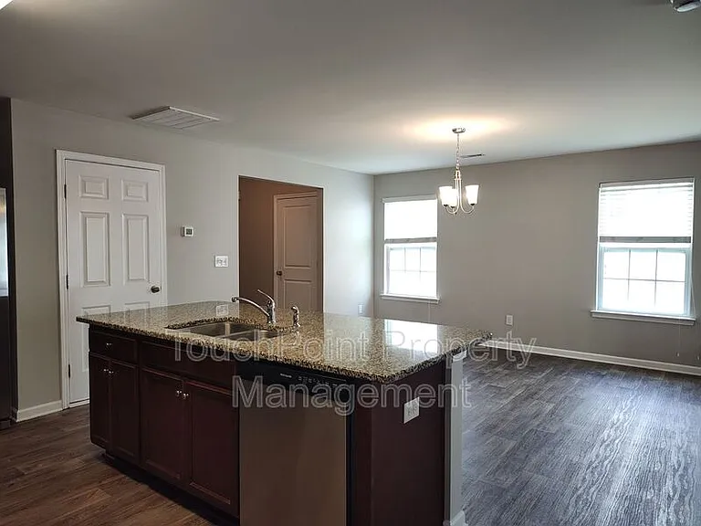 6731 Broad Valley Ct — Photo 6
