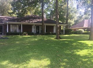 2457 Pebblebrook Cir, Conroe, TX 77384