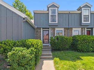 12112 W 82nd Ter, Lenexa, KS 66215