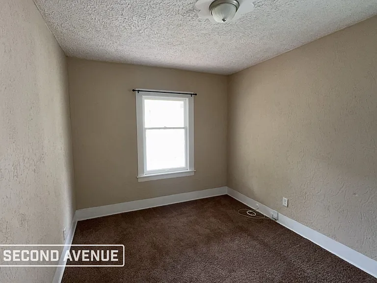 414 N Hayford Ave — Photo 8