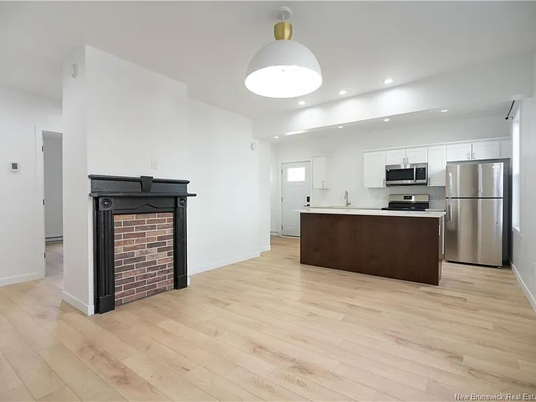 20 Harding St #2 — Photo 3
