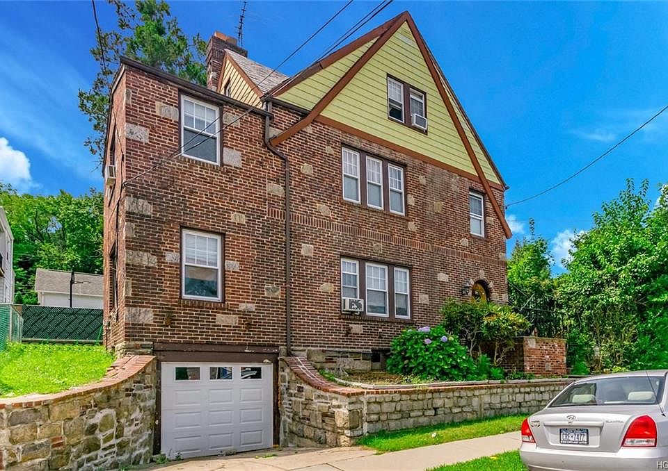 1st image of 26 Cox Ave