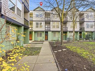 844 SE Woodrow Ln, Hillsboro, OR