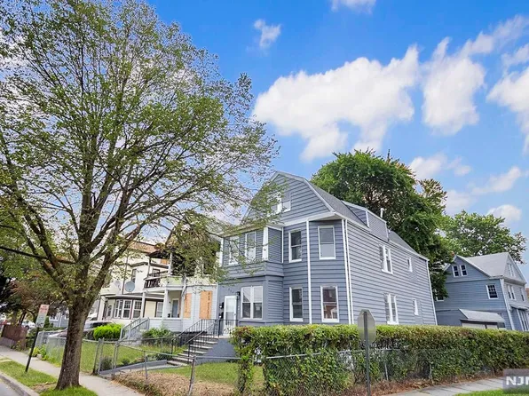 484 Prospect St, East Orange, NJ 07017