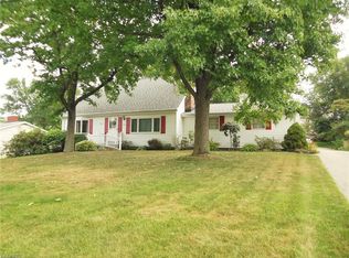 215 Summit St, Wadsworth, OH 44281