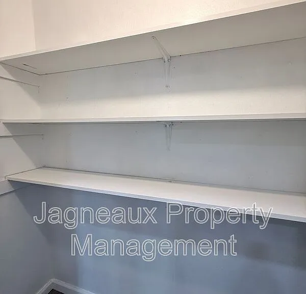 816 Shady Ln — Photo 21