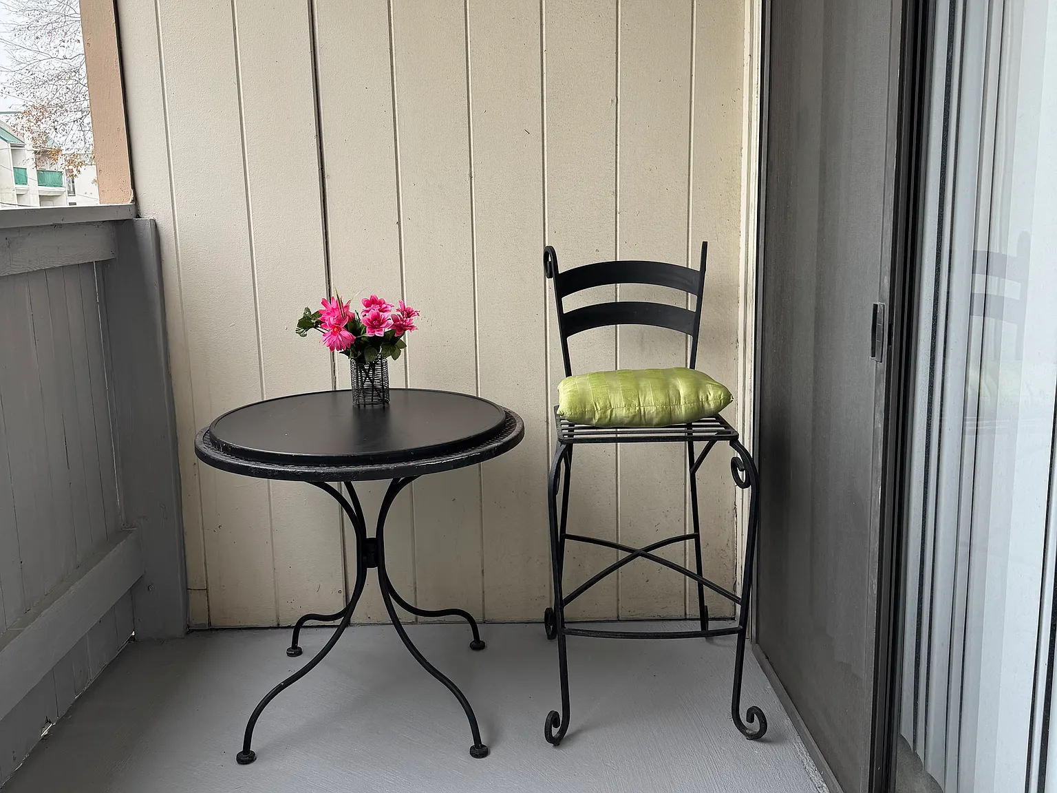 1 bed, 780 sqft, $1,350 — Photo 1