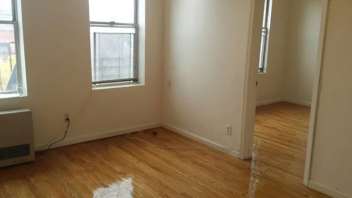 Rented by Plaza Management NY | media 49