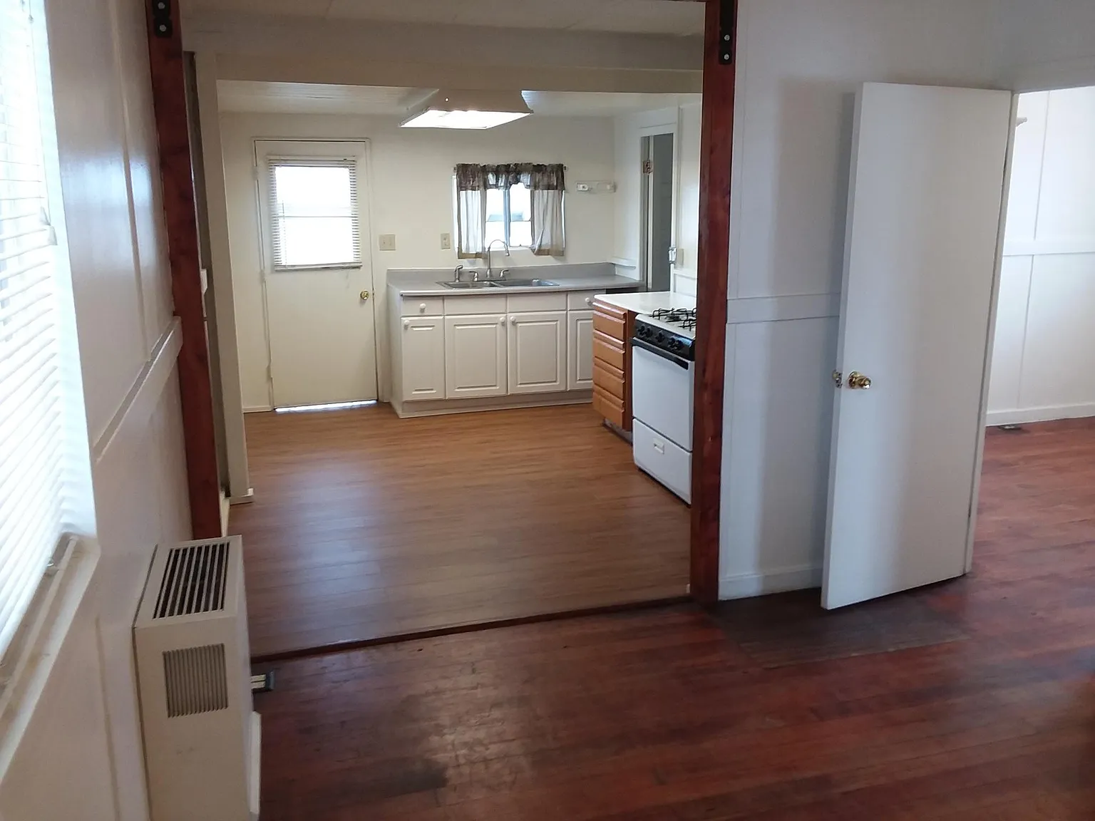2 bed, 497 sqft, $2,500 — Photo 2