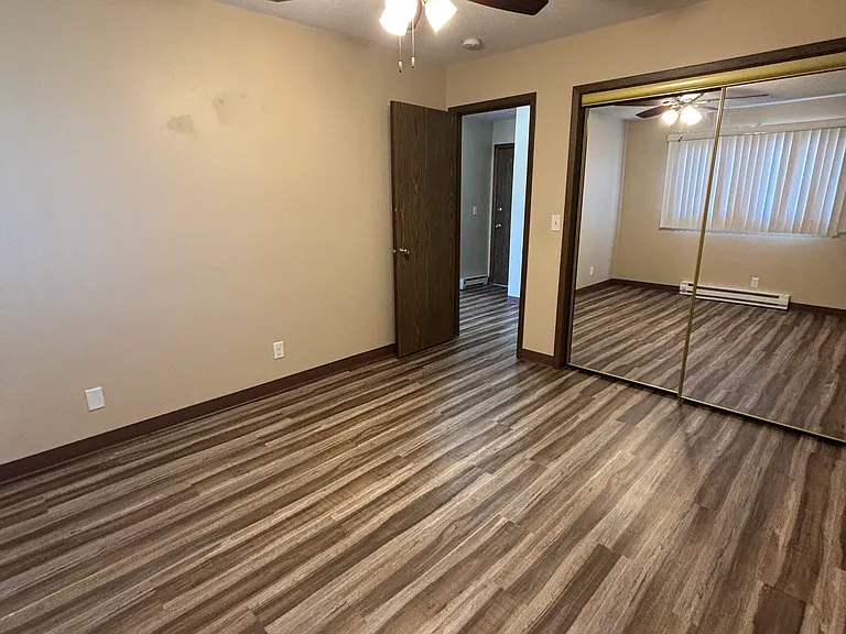 100 Oak St #21 — Photo 3