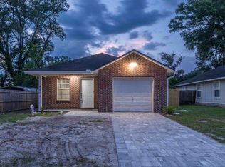8205 Berry Ave, Jacksonville, FL 32211