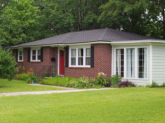 2nd image of 5144 Ashcroft Ave