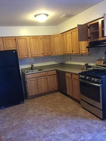 2nd image of 772 E 32nd St #2A