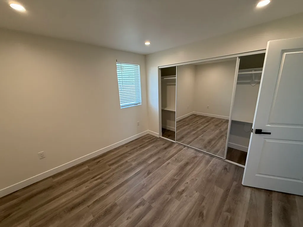 3 bed, $3,595 — Photo 4