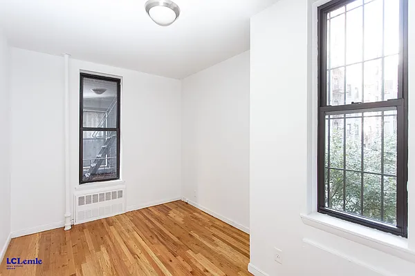 Rented by LC Lemle Real Estate Group | media 17