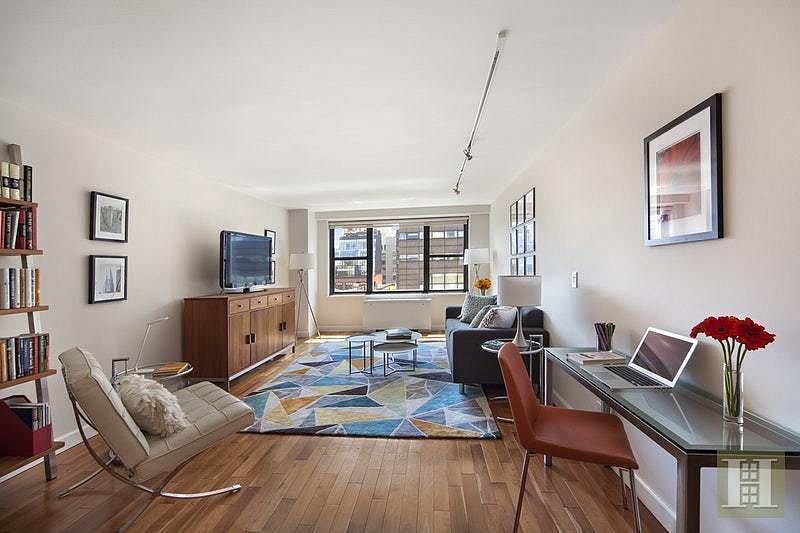 1st image of 7 E 14th St APT 1217