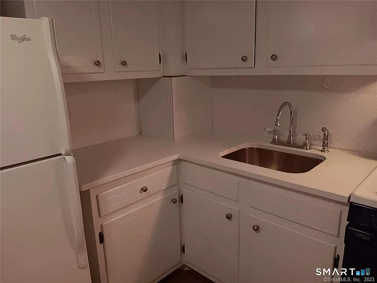 122 Seaside Ave #2 — Photo 4