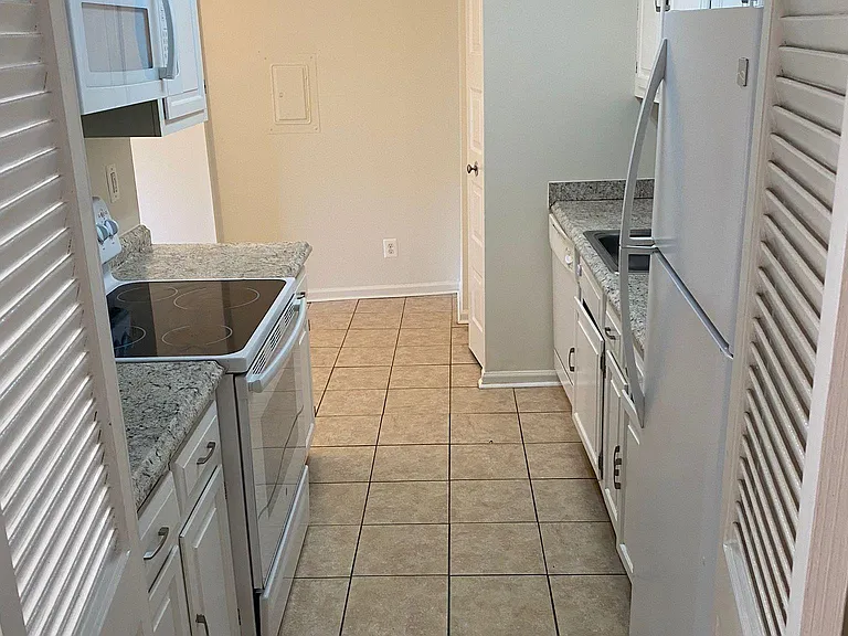 5300 Columbia Pike #714 — Photo 3