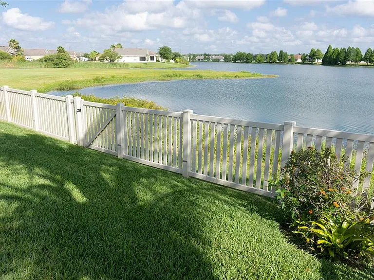 2504 Ladoga Dr — Photo 23
