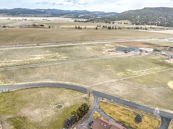3rd image of LOT 3 NE Short Ln