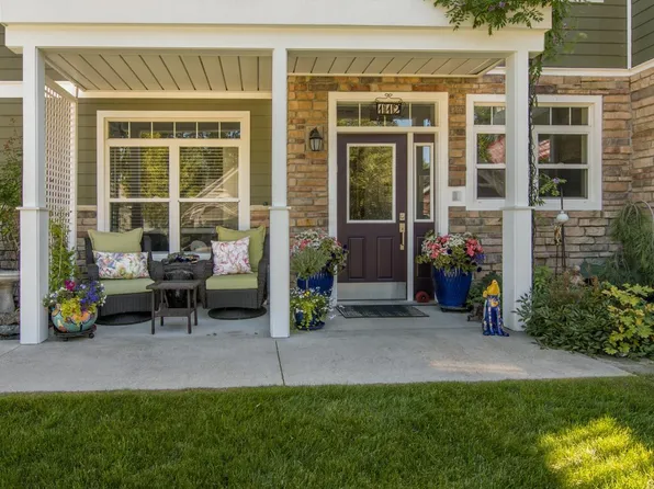 112 Fairway Hills Dr, Traverse City, MI 49684