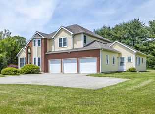 14 Fieldstone Dr, Mansfield, CT 06268