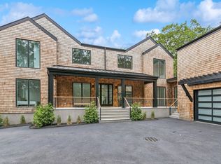 185 Old Millstone Rd, Sag Harbor, NY 11963