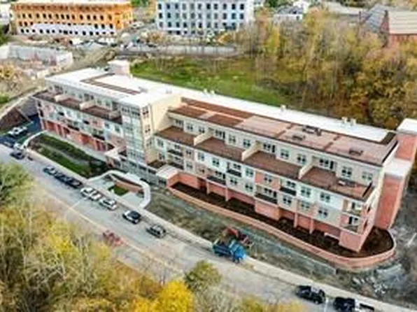 30 Beekman Street #202, Beacon, NY 12508