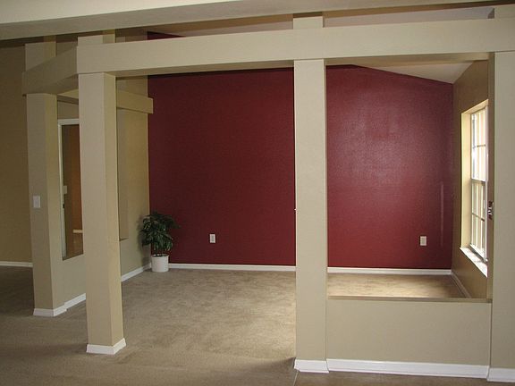 Nice architectural details throughout