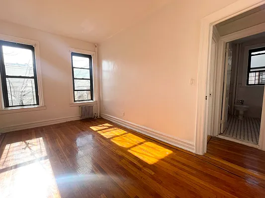 Rented by Pear NYC LLC | media 20