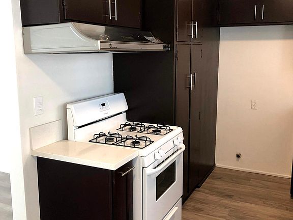 5th image of 18 E Woodward Ave APT F