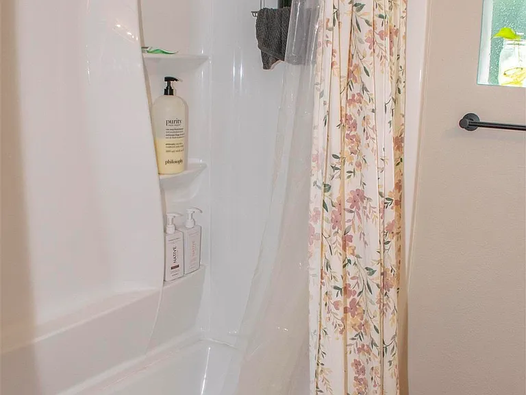 5357 Locklin Ave — Photo 33