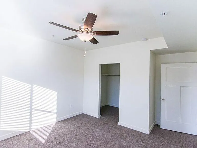 533 S 850 E — Photo 33