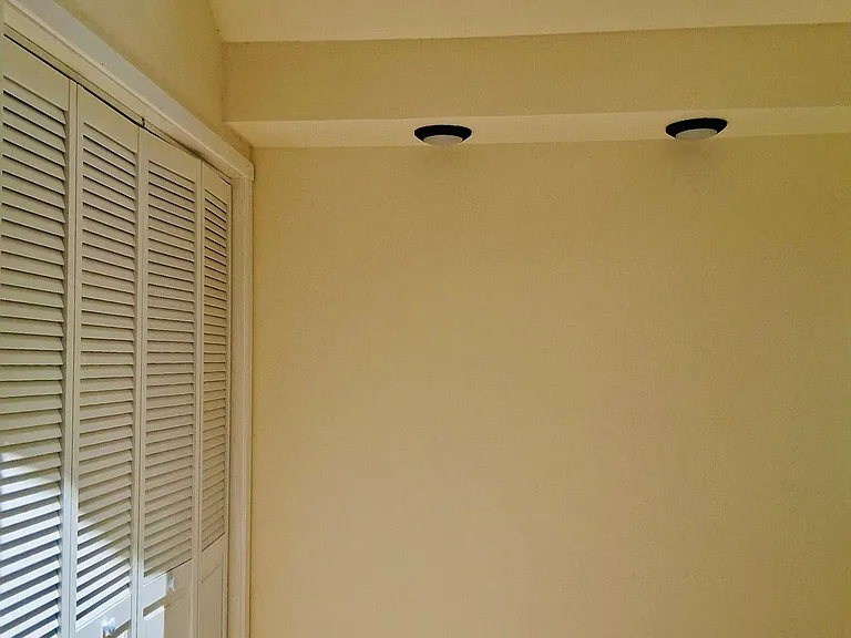 210 Brook Ave #C — Photo 6