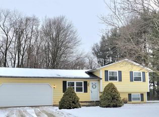 20825 Deluna Way, South Bend, IN