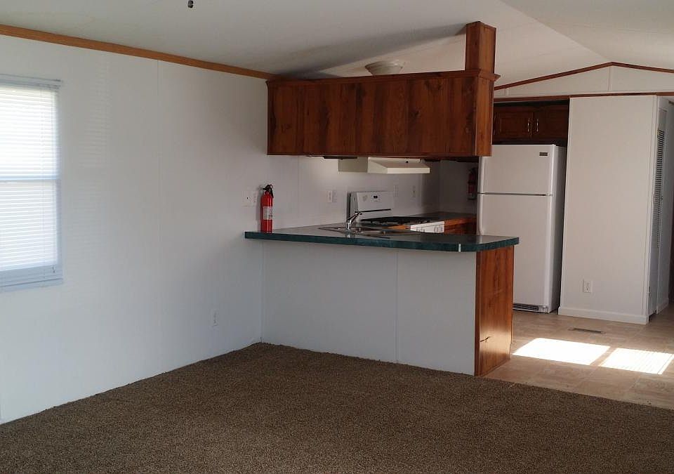2nd image of 501 E 63rd St N Lot 200