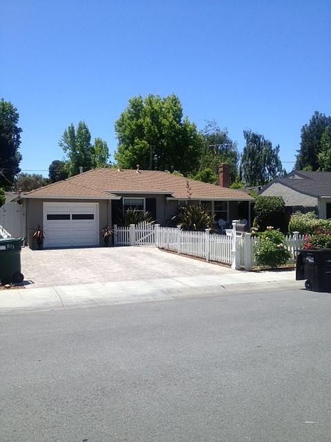 1st image of 525 Kenwood Dr