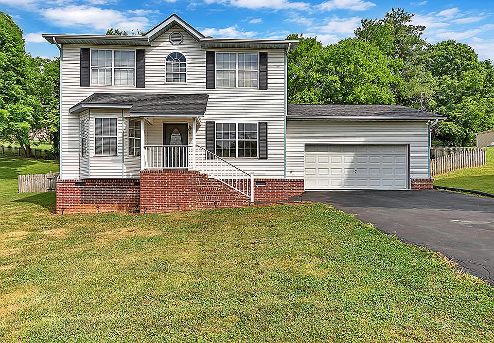1st image of 4404 Larigo Dr