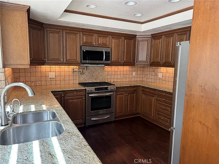 1716 Orangewood Ave — Photo 9