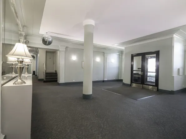 3626 Kings Highway image 4 of 22