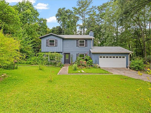 3rd image of 2028 Ermine Dr