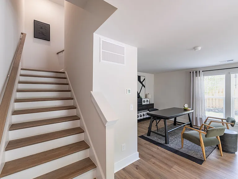Maybrook Terraces — Photo 17