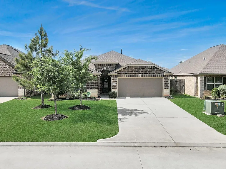 2835 Mistygate Ct — Photo 2