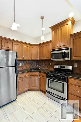 Rented by Harlem Lofts | media 17