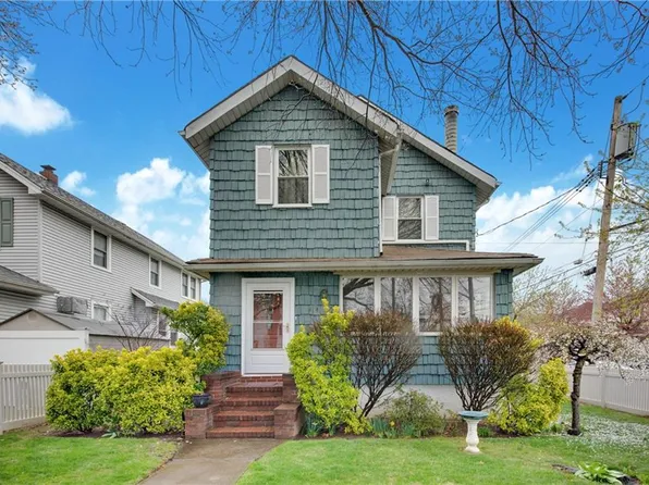 447 Greeley Ave, Staten Island, NY 10306