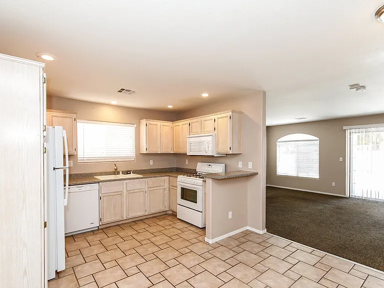 5450 Mercantile St — Photo 6