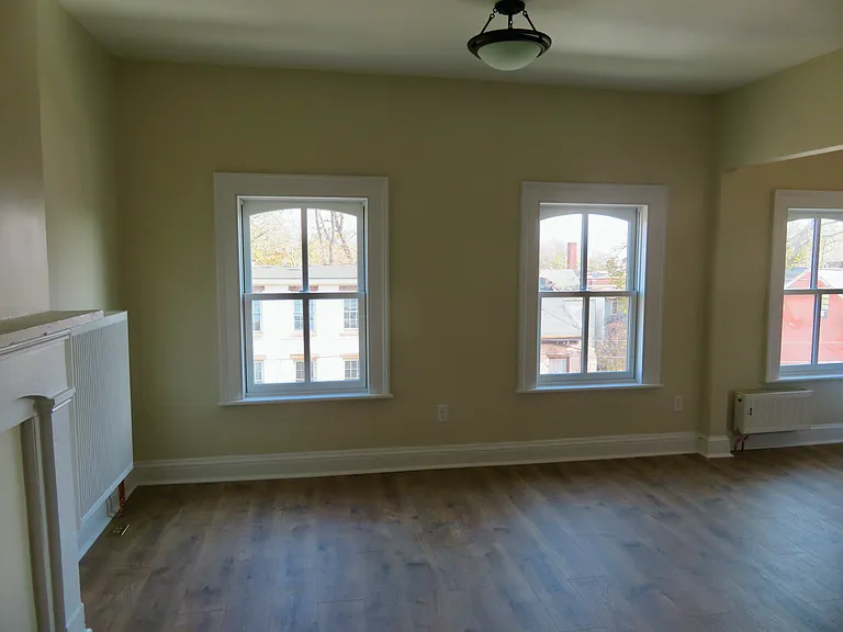 168 Lander St #3 — Photo 8