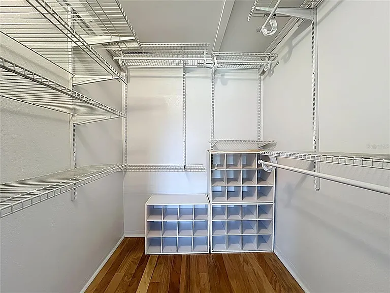 640 N Park Ave #4 — Photo 17